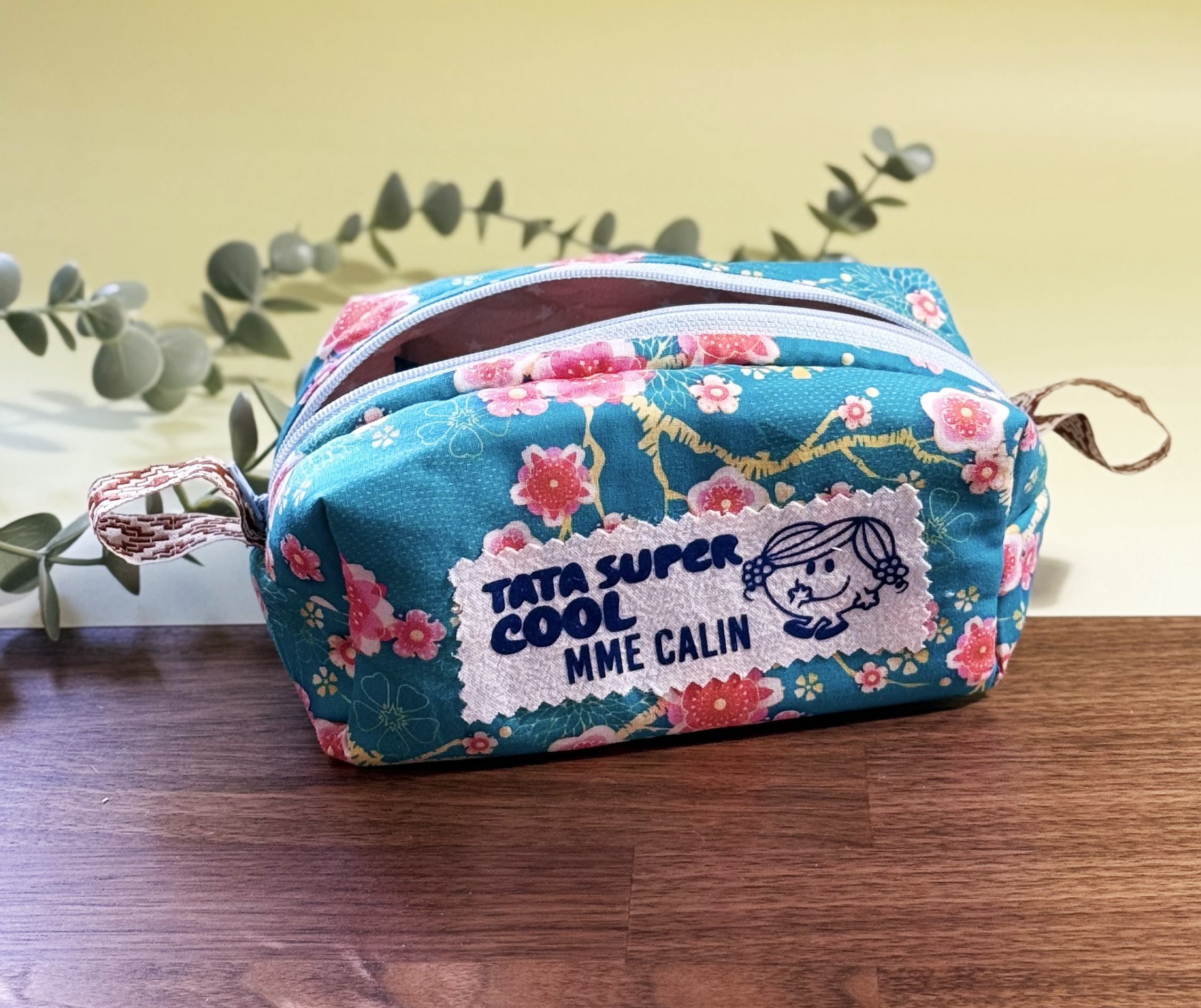 🧵 Pochette personnalisée – Votre histoire en tissu