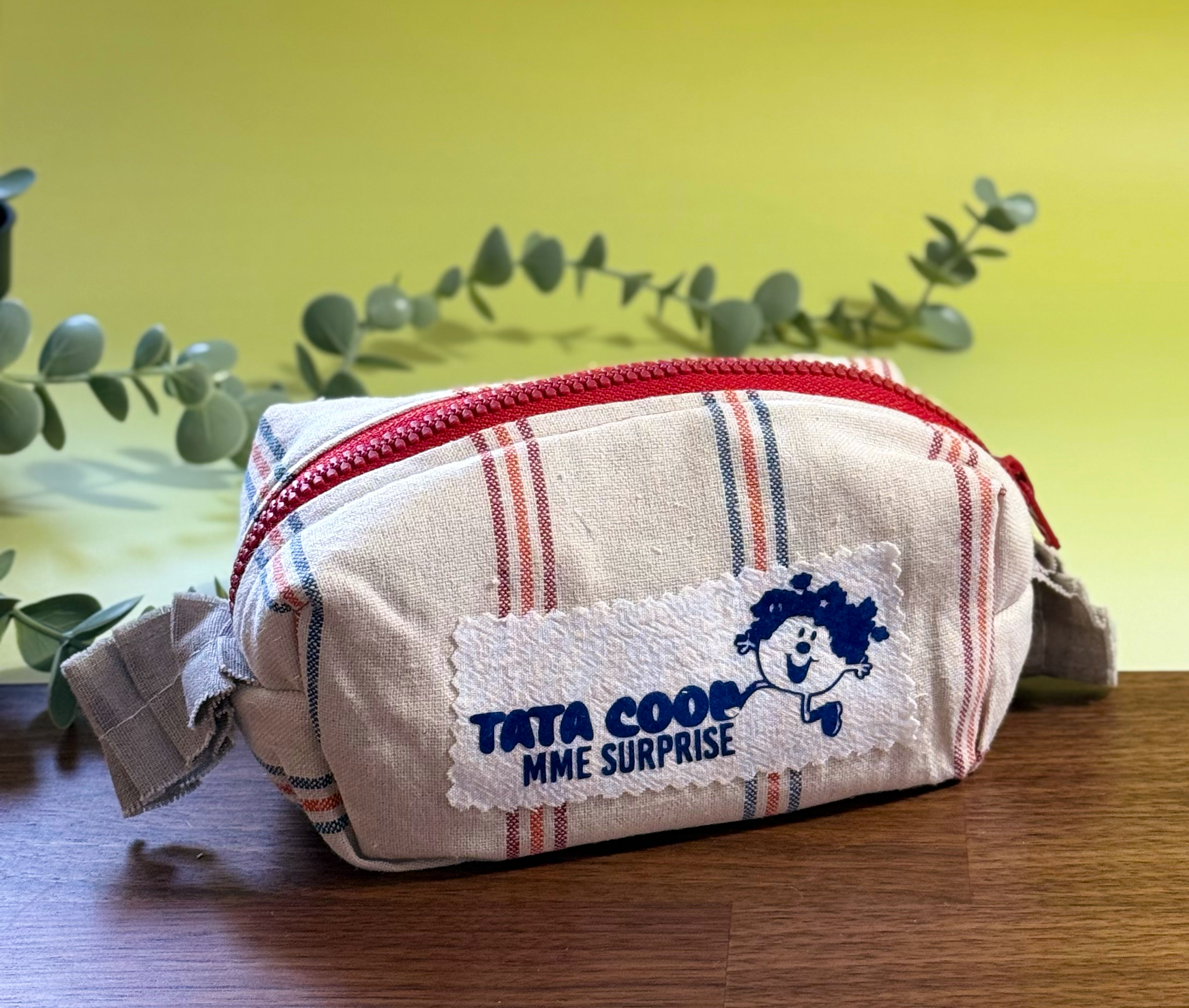 🧵 Pochette personnalisée – Votre histoire en tissu